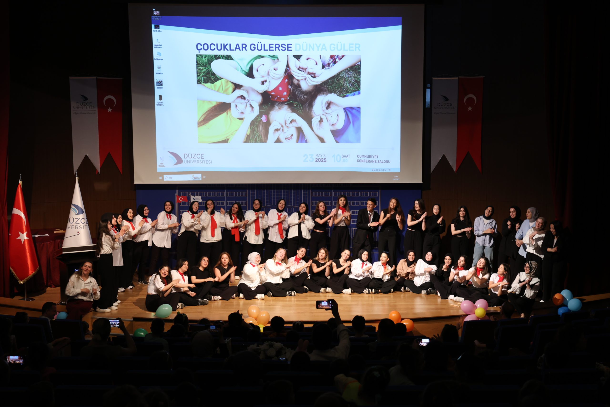 “Çocuklar Gülerse Dünya Güler” Etkinliği Büyük İlgi Gördü