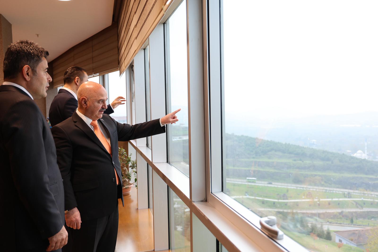 Bakan Yardımcısı Osman Boyraz Ufest Gençlik Festivalinde Düzce Üniversitesi’ne Konuk Oldu