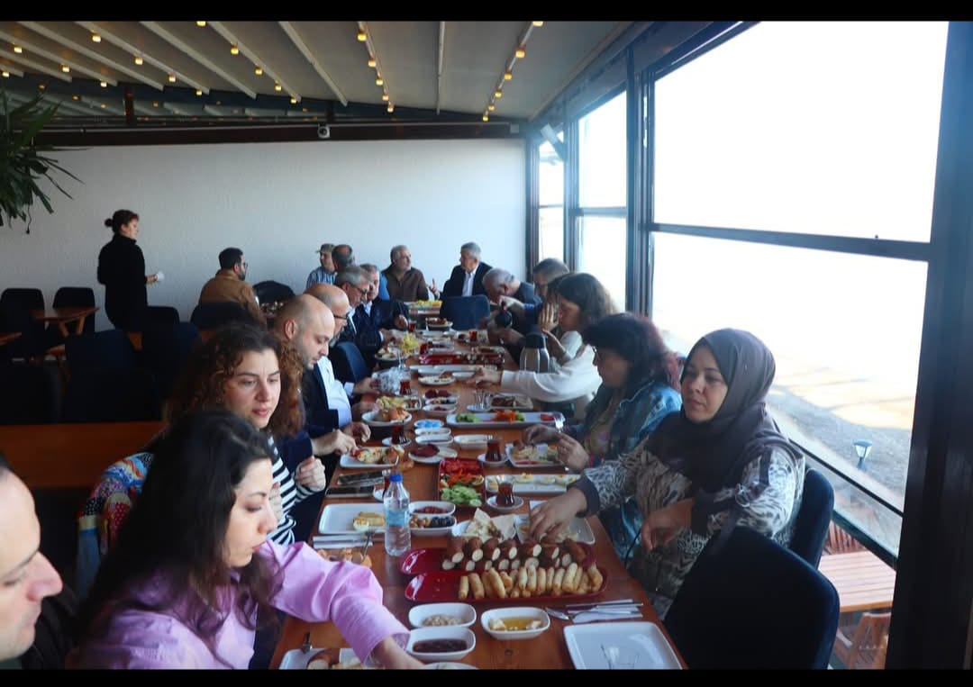 Akçakoca’da Emekliler ve Memurlar Lokali Hizmete Açıldı