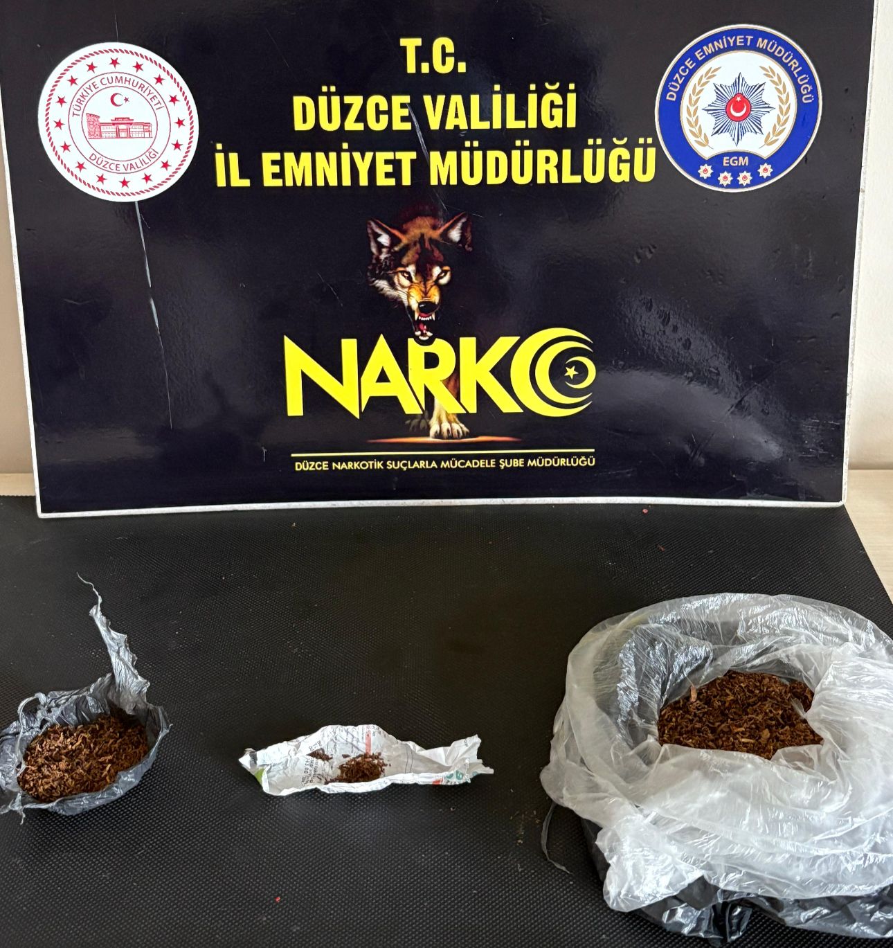 Düzce’de Uyuşturucu Operasyonu: 60 Gram Sentetik Kannabinoid Ele Geçirildi, 1 Şahıs Tutuklandı
